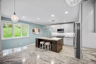 116 Himalaya Dr, Monroeville, PA 15146 - Photo 4