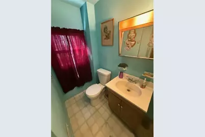 810 10th St, Stowe Township, PA 15136 - Photo 4