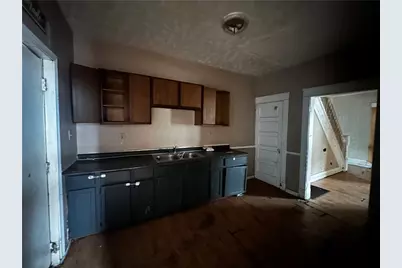 801 Butler Ave, New Castle, PA 16101 - Photo 6