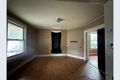 801 Butler Ave, New Castle, PA 16101 - Photo 4