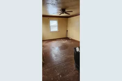 42 Forest Rd, Harmony Township, PA 15003 - Photo 6