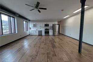 101 E Lincoln Ave, McDonald, PA 15057 - Photo 2