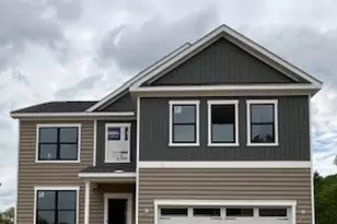 337 Stately Ct, Adams Township, PA 16046 - Photo 2