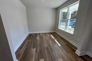 337 Stately Ct, Adams Township, PA 16046 - Photo 4