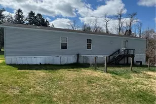 14 Picketts Ln, Dunbar Township, PA 15425 - Photo 2