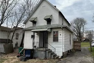 408 Brooklyn St, Sharon, PA 16146 - Photo 2