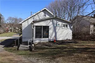 542 Grandview Ave, White Township, PA 15701 - Photo 2