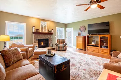 262 Windy Point Rd, Marion Township, PA 16038 - Photo 20