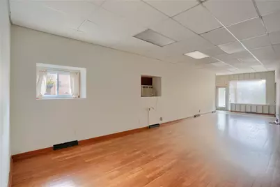 41 N Mercer St, New Castle, PA 16101 - Photo 10