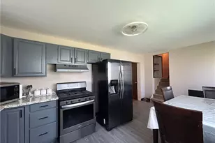 221 Poplar St, Monroeville, PA 15146 - Photo 12