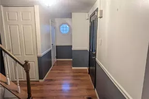 120 Scottsdale Dr, Moon/Crescent Twp, PA 15108 - Photo 4