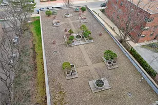 146 N Bellefield Ave, Pittsburgh, PA 15213 - Photo 16