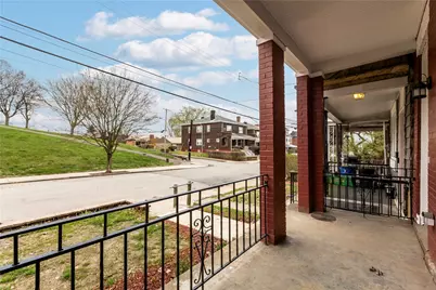 830 Adelaide St, Schenley Heights, PA 15219 - Photo 4