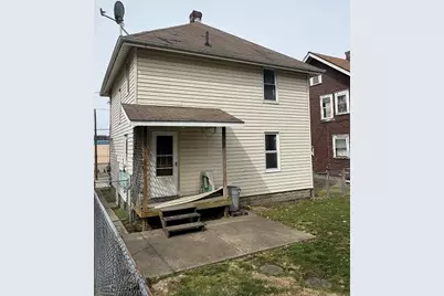 1030 Cherry Way, Sharon, PA 16146 - Photo 4