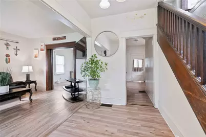 11 E Moody Ave, New Castle, PA 16101 - Photo 12