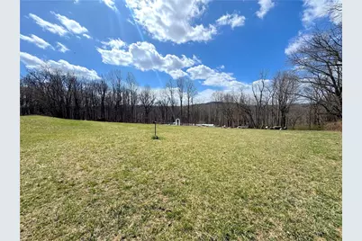 604 Loyalhanna Dam Rd, Loyalhanna, PA 15681 - Photo 10