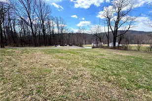 604 Loyalhanna Dam Rd, Loyalhanna, PA 15681 - Photo 2