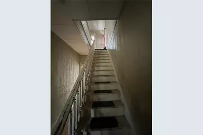 806 High St, New Castle, PA 16101 - Photo 8