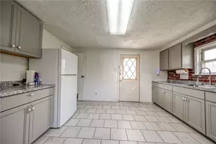 627 Rostraver Rd, Belle Vernon, PA 15012 - Photo 12