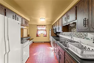 438 Canyon Dr, Canonsburg, PA 15317 - Photo 10