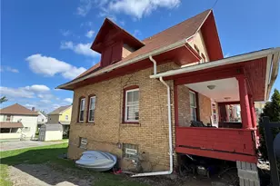 827 Morton St, New Castle, PA 16101 - Photo 10