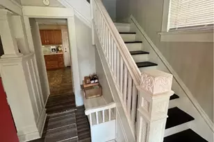 827 Morton St, New Castle, PA 16101 - Photo 2