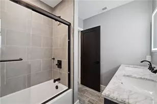 124 Locarna Wy, Pittsburgh, PA 15201 - Photo 16