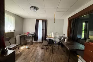 930 Marshall Ave, New Castle, PA 16101 - Photo 8