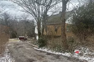 148 Zimmerle Dr, Center Township, PA 15001 - Photo 2