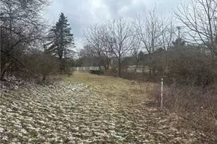 148 Zimmerle Dr, Center Township, PA 15001 - Photo 6