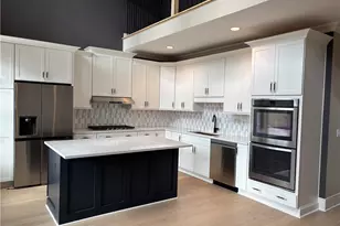 233 Lucca Ln, Pittsburgh, PA 15241 - Photo 4