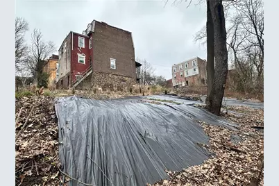 277 Plyer Way, Pittsburgh, PA 15211 - Photo 2