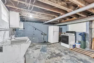 2444 Dewey St, Homestead, PA 15120 - Photo 22