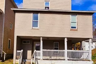 272 E Lincoln, Franklin Township, PA 15370 - Photo 2