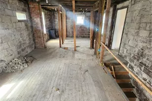 2667 Puckety Dr, Export, PA 15632 - Photo 8