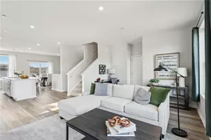 204 Cherry Tree Dr, Twp of But SW, PA 16001 - Photo 4