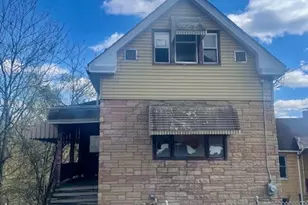 504 Chestnut St, Monessen, PA 15062 - Photo 1