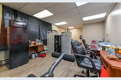 830-836 E Pittsburgh Mall, East Pittsburgh, PA 15112 - Photo 12