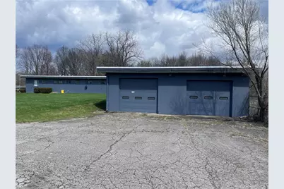 10 Rhoda St, Farrell, PA 16121 - Photo 4