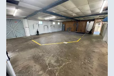 10 Rhoda St, Farrell, PA 16121 - Photo 8