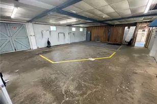 10 Rhoda St, Farrell, PA 16121 - Photo 8