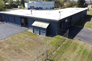 10 Rhoda St, Farrell, PA 16121 - Photo 2