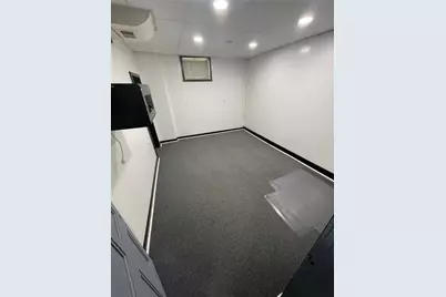 10 Rhoda St, Farrell, PA 16121 - Photo 16