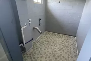 10 Rhoda St, Farrell, PA 16121 - Photo 18