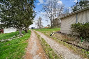 93 South St, Centerville, PA 15417 - Photo 2