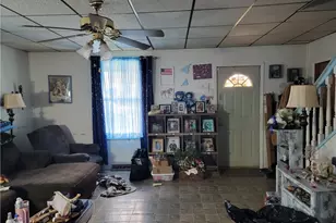 808 Sunset St, Rural Valley Boro, PA 16249 - Photo 2