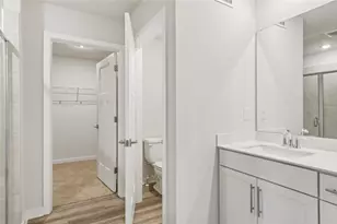 406 Barons Ct, Peters Township, PA 15367 - Photo 16