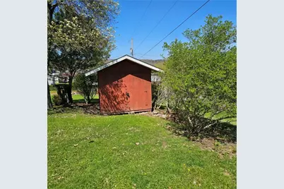 000 Holly Street, North Huntingdon, PA 15692 - Photo 12