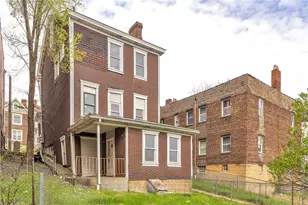 462 Hays Ave, Pittsburgh, PA 15210 - Photo 6