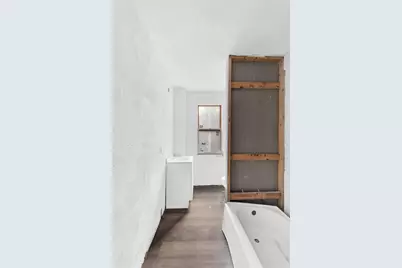 462 Hays Ave, Pittsburgh, PA 15210 - Photo 10